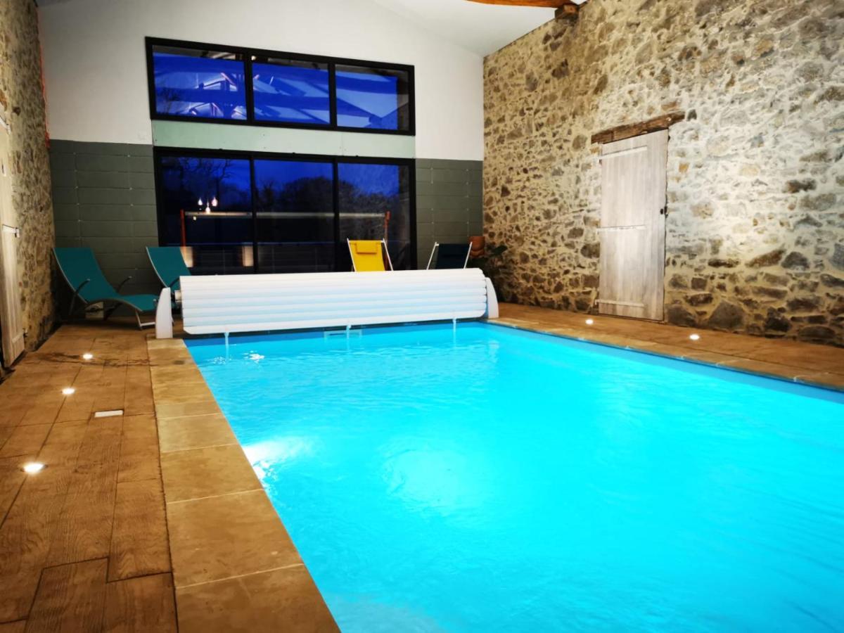 L'Escale Du Bocage Piscine Couverte Chauffee La Flocellière Exterior foto